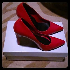 Size 7 1/2 Jessica Simpson Heels
